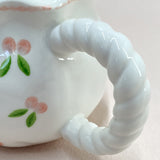 Modern Style Cute Ceramic Mug with Heart Pinch Bow Coffee Cup for Afternoon Tea Cup Porcelain Office Water Mug
