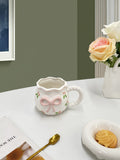Modern Style Cute Ceramic Mug with Heart Pinch Bow Coffee Cup for Afternoon Tea Cup Porcelain Office Water Mug