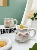 Modern Style Cute Ceramic Mug with Heart Pinch Bow Coffee Cup for Afternoon Tea Cup Porcelain Office Water Mug
